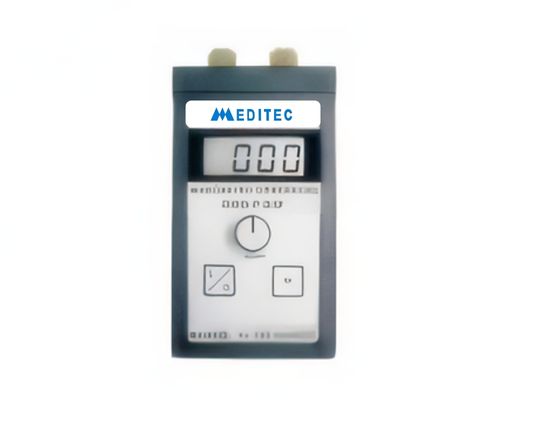 Alta precisão e leitura digital para controle de pressão em ambientes refrigerados e sistemas HVAC. Ideal para aplicações que exigem monitoramento de pressões extremamente baixas, o modelo MM-RF diferencial digital garante eficiência, confiabilidade e facilidade de leitura. Com ajuste de zero e display LCD integrado, permite visualização imediata e alta sensibilidade na medição, inclusive em ambientes críticos. 🔧 Especificações Técnicas: Tipo: Extra baixa pressão diferencial (bi-direcional) Faixa de medição: de 0–5 mmH₂O até 2000 mmH₂O Precisão: ±0,5% (Classe A2) Display: LCD 3 ½ dígitos (altura dos dígitos: 13 mm) Função: Ajuste de zero automático para calibração rápida 💡 Indicado para laboratórios, filtros de ar, dutos de ventilação, balanceamento de sistemas HVAC e aplicações de alta sensibilidade. 📞 Solicite seu orçamento personalizado com a Meditec! 👉 Clique aqui para orçar 📲 WhatsApp: (11) 9.3747-0654